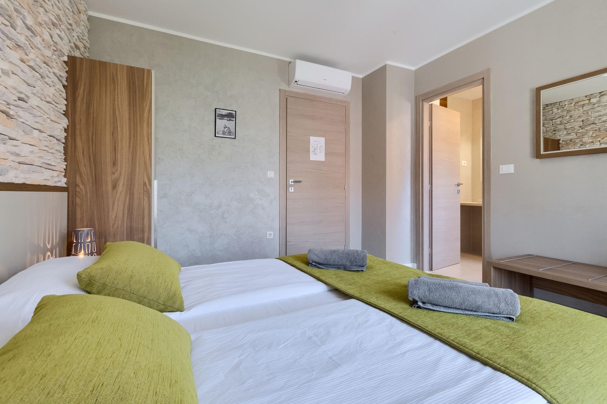 Pula City Center Accommodation With Free Parking Екстер'єр фото